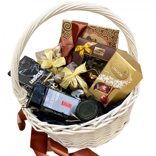 Подарочная корзина "Lindt"